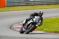 Advanced 1 Group Silver_Grey Bikes